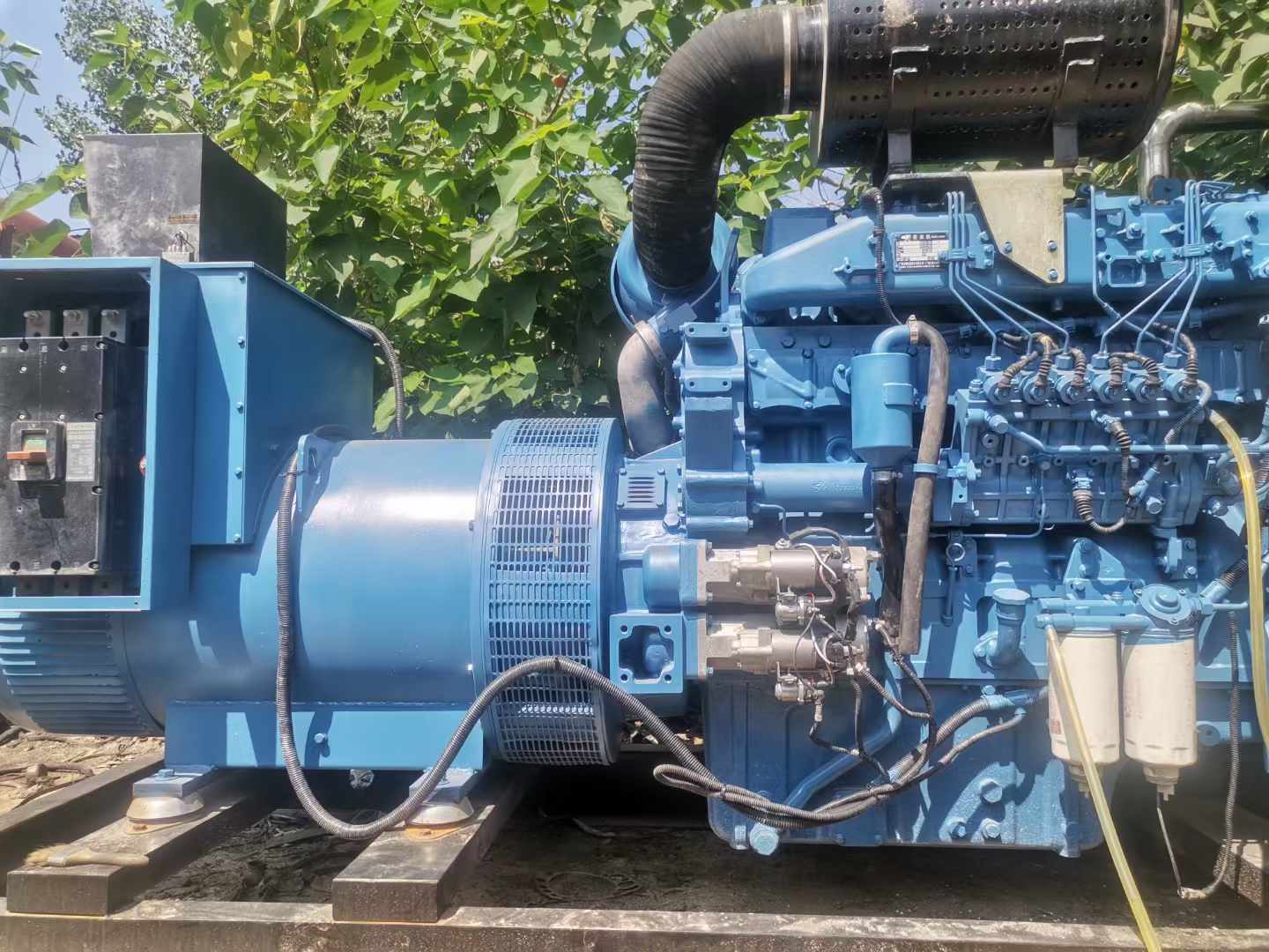 五营详细说明降低 800kW 柴油发电机输出电流波动的方法